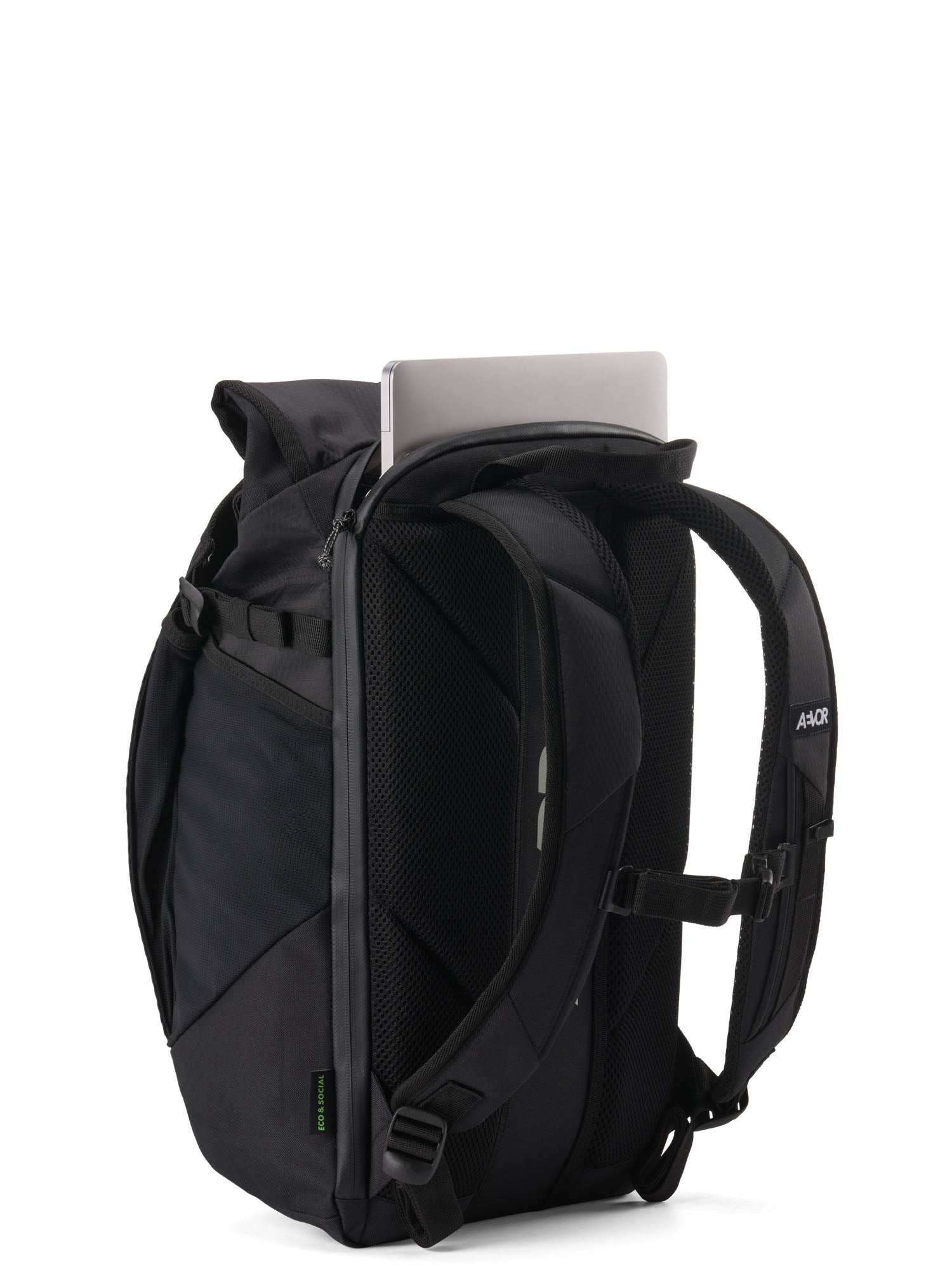 aevor-roll-pack-2-0-rucksack-proof-black-15-zoll image 6