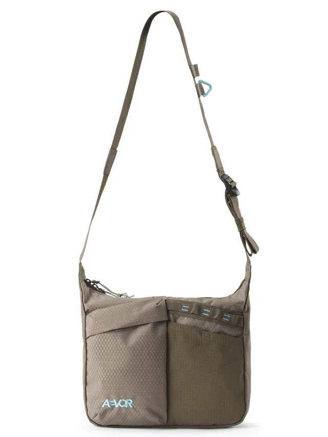 aevor-utility-sacoche-umh-ngetasche-coffee-brown-6-liter image 1
