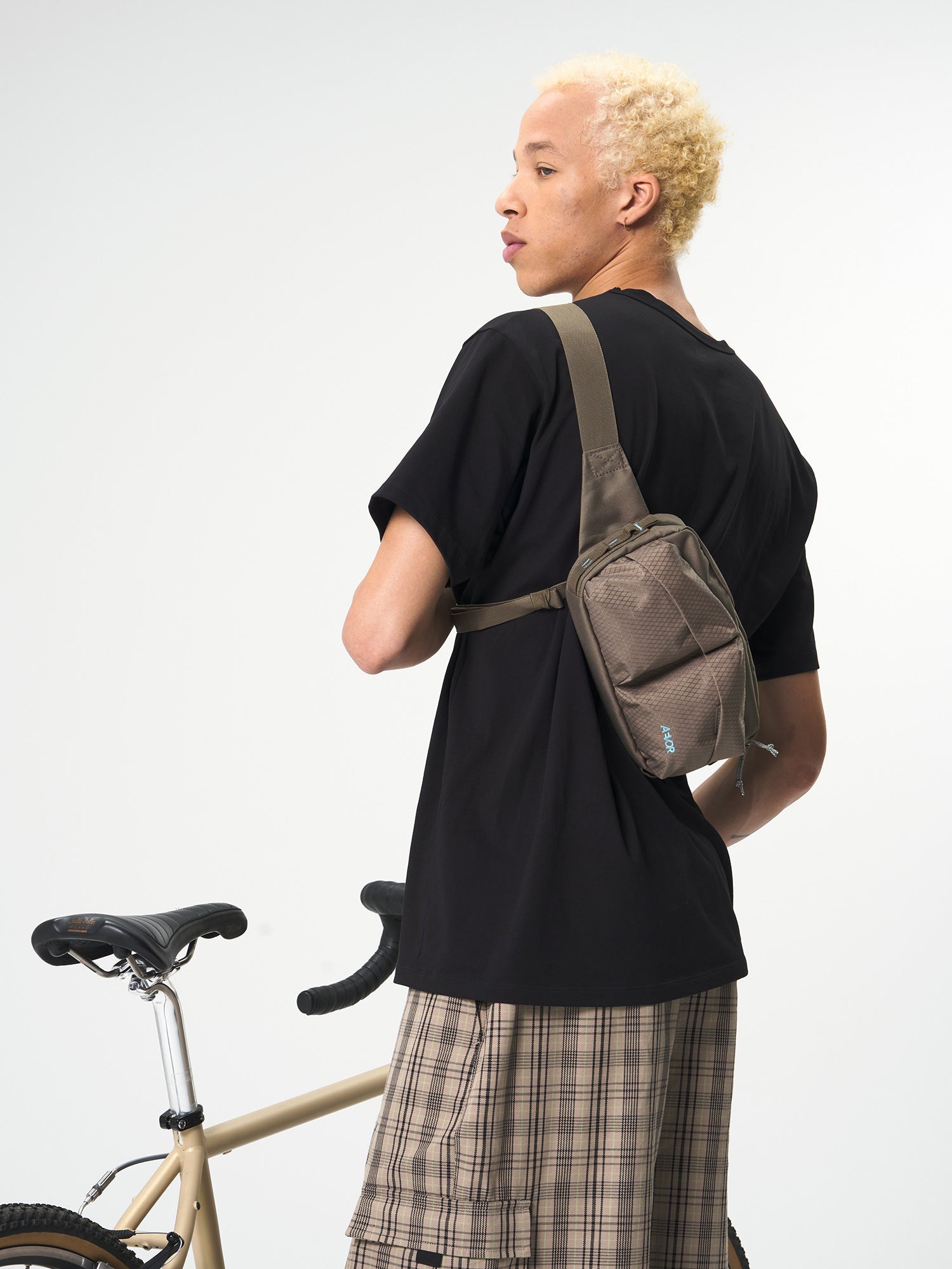 aevor-hip-bag-utility-bauchtasche-coffee-brown-3-l image 5