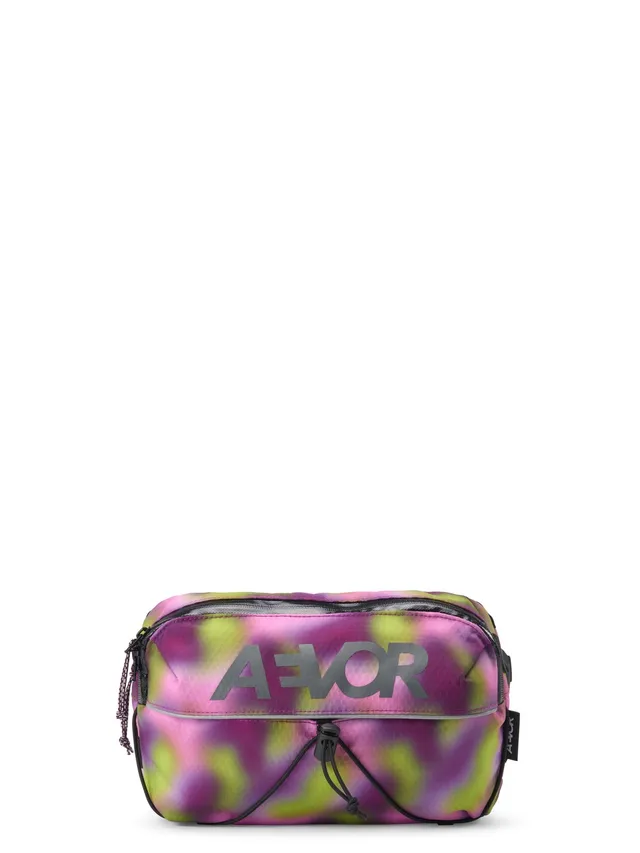 aevor-bar-bag-bauchtasche-psychedelic-slush-gemustert image 1