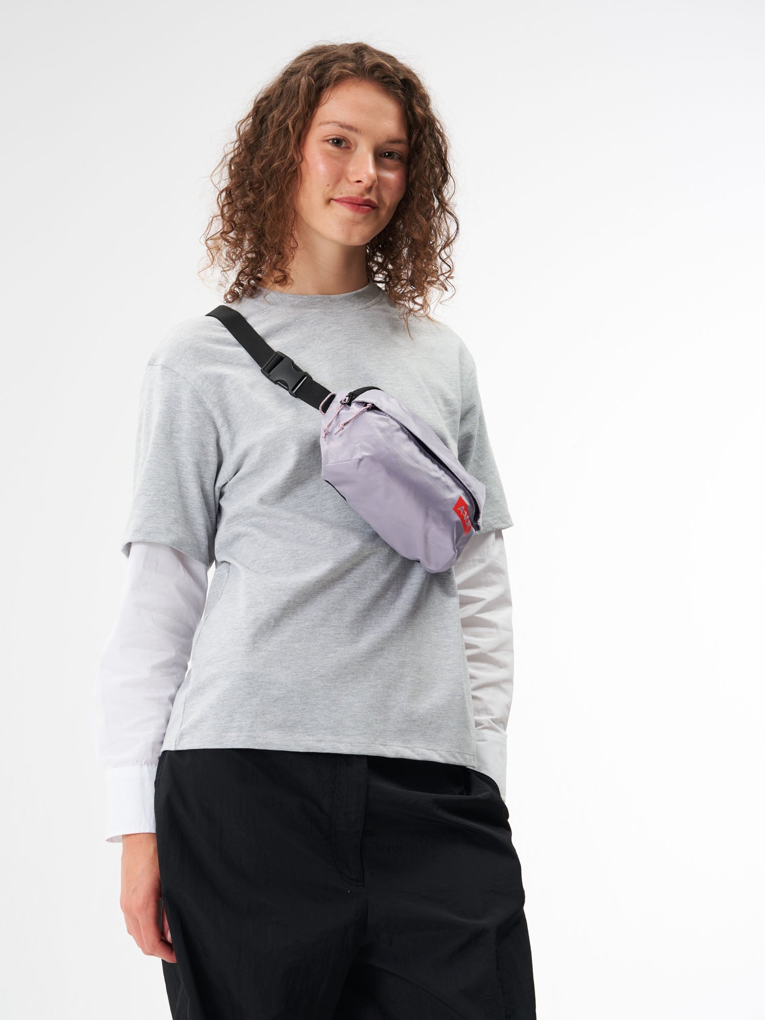 aevor-hip-bag-ease-ripstop-lavender-bauchtasche-f-r-handy image 2