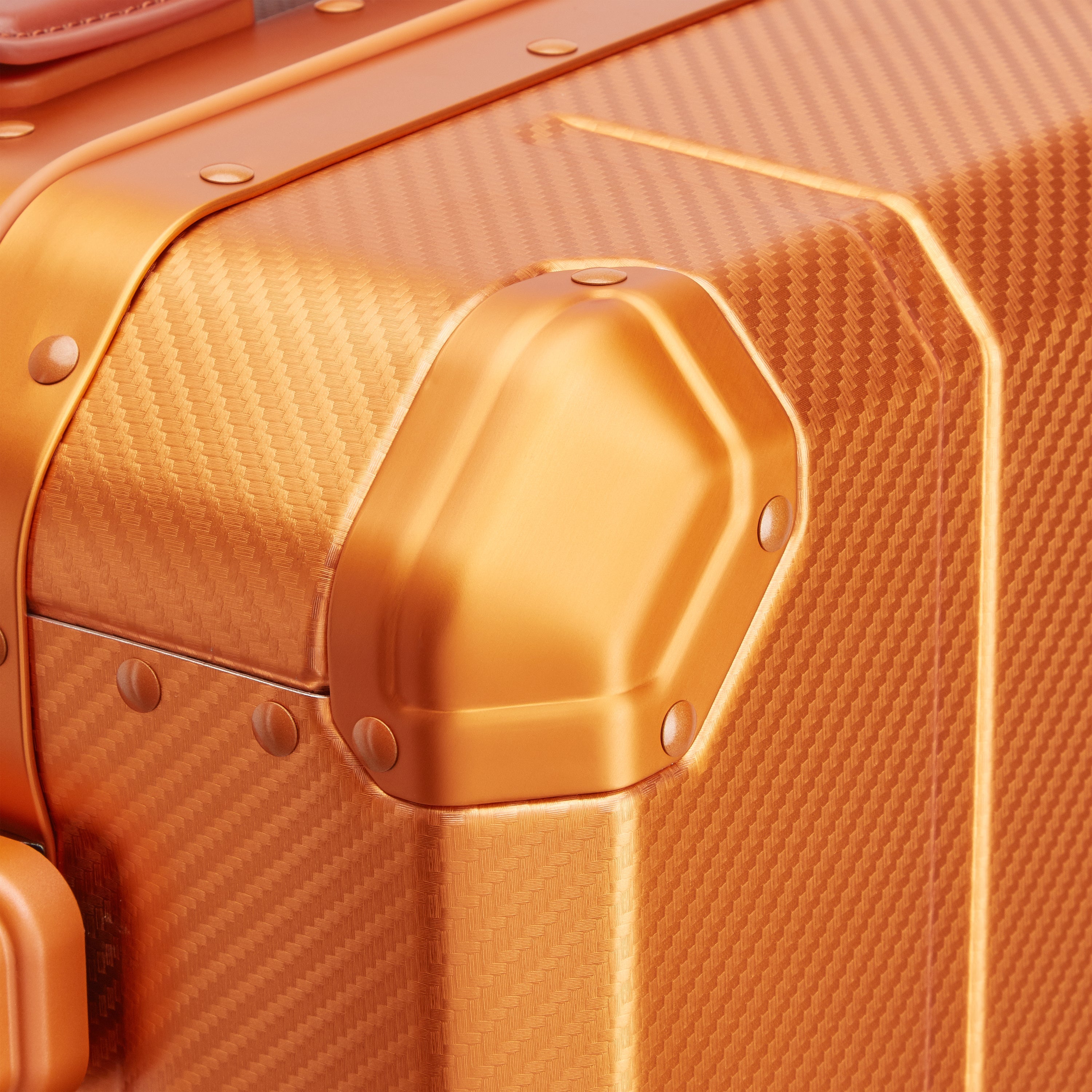delsey-alu-r-kabinenkoffer-55-cm-orange-aluminium image 4