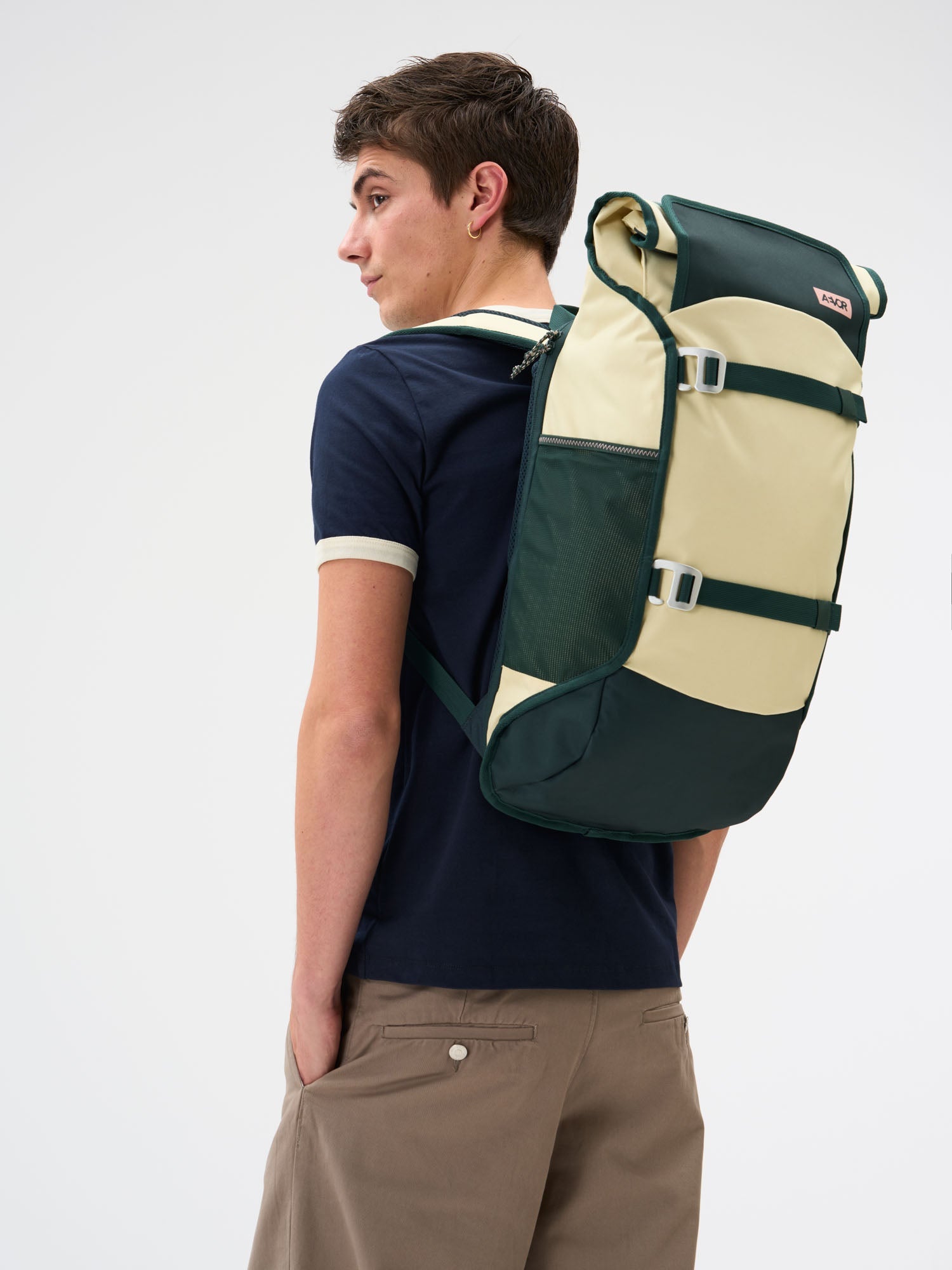 aevor-trip-pack-rucksack-banana-split-26-33-l-laptopfach image 2