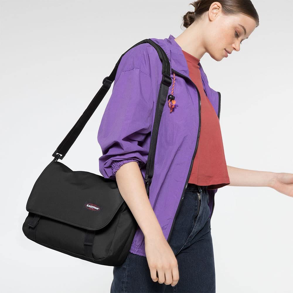 eastpak-jr-umh-ngetasche-11-5-l-schwarz-nylon image 7