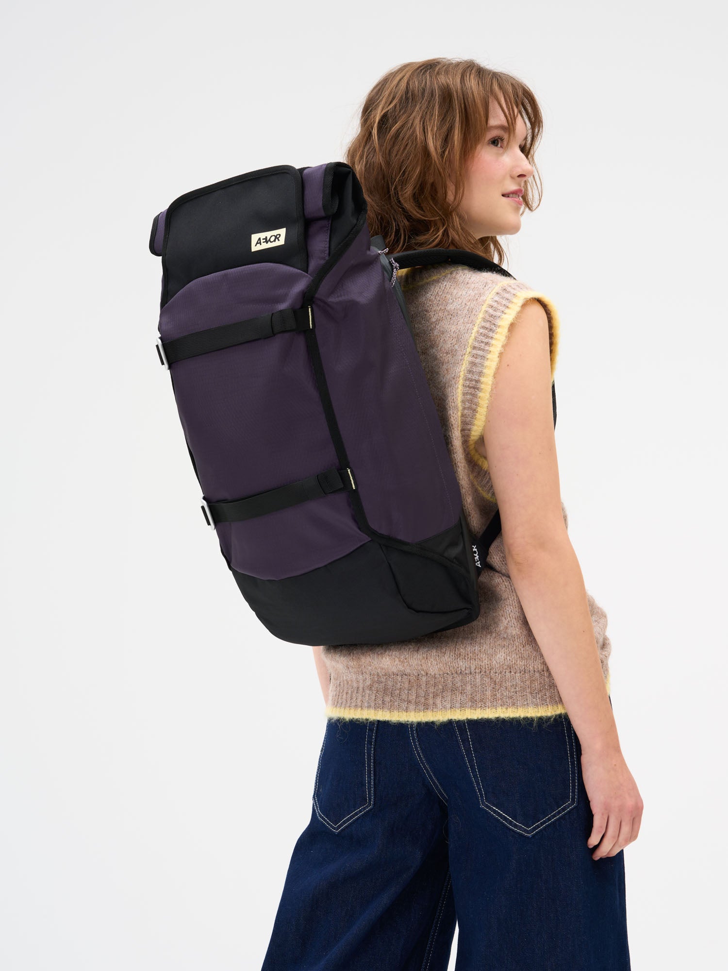 aevor-trip-pack-rucksack-proof-phantom-purple-26-33-l-laptop image 6