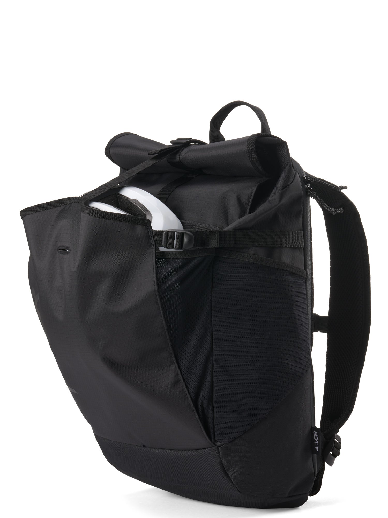 aevor-roll-pack-2-0-rucksack-proof-black-15-zoll image 5