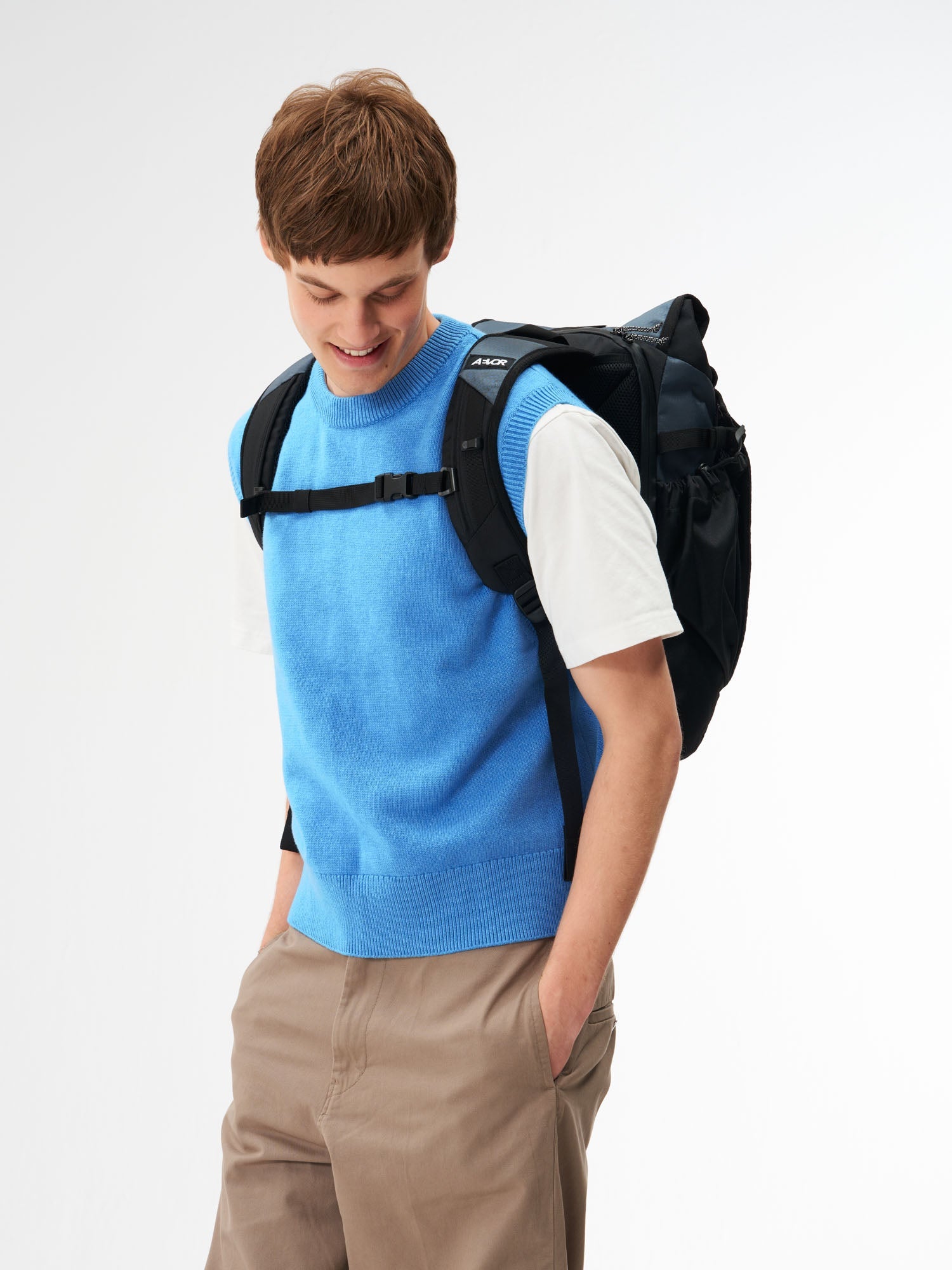 aevor-roll-pack-2-0-rucksack-proof-petrol-15-zoll image 5