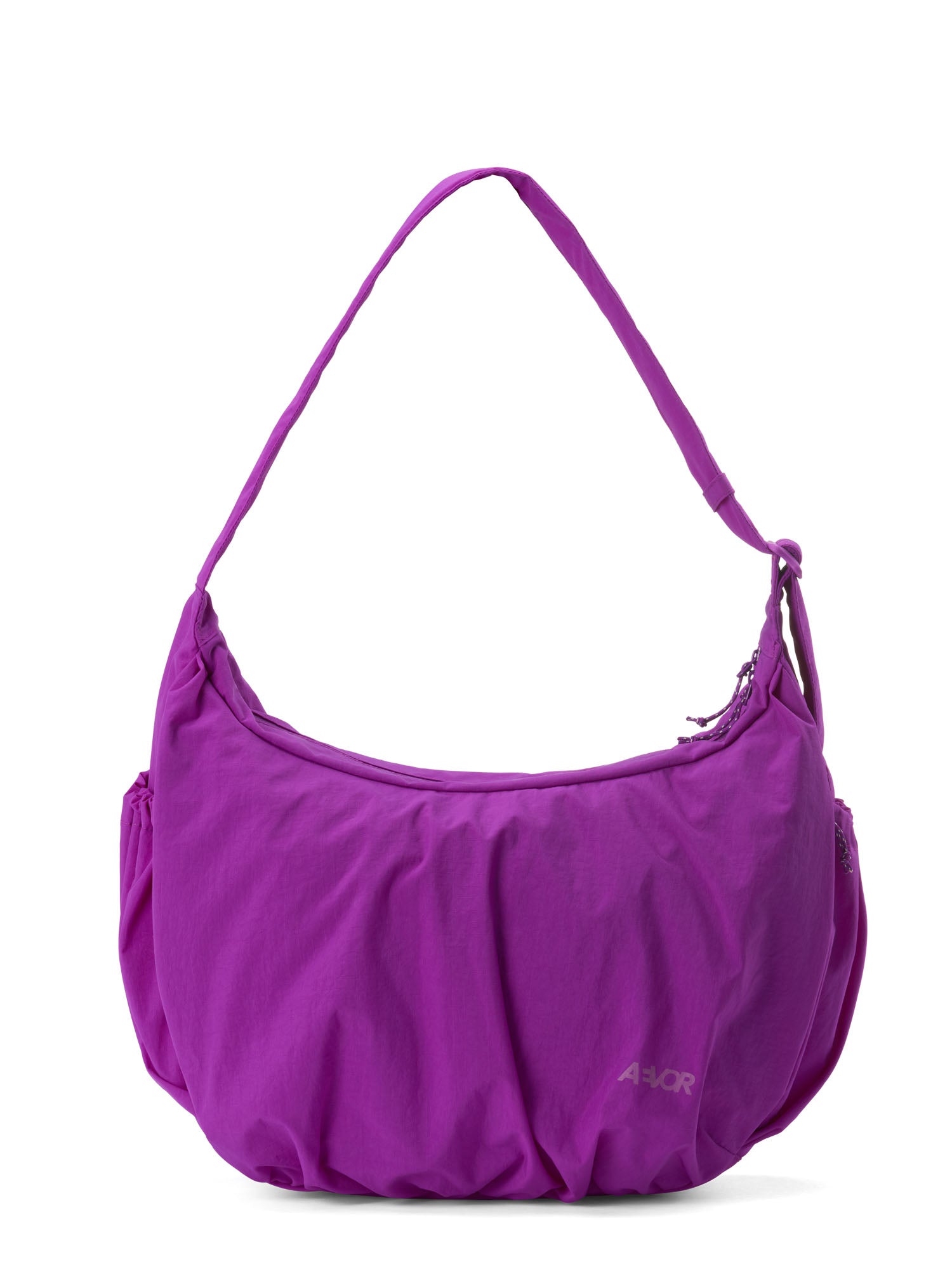 aevor-slouchy-bag-handtasche-23-l-electric-fuchsia image 1