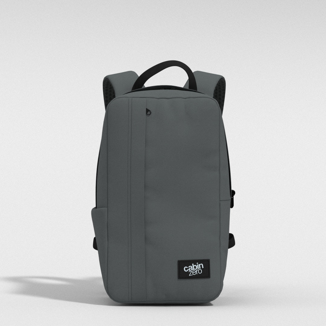 cabin-zero-classic-flight-rucksack-12l-schwarz-daypack image 5
