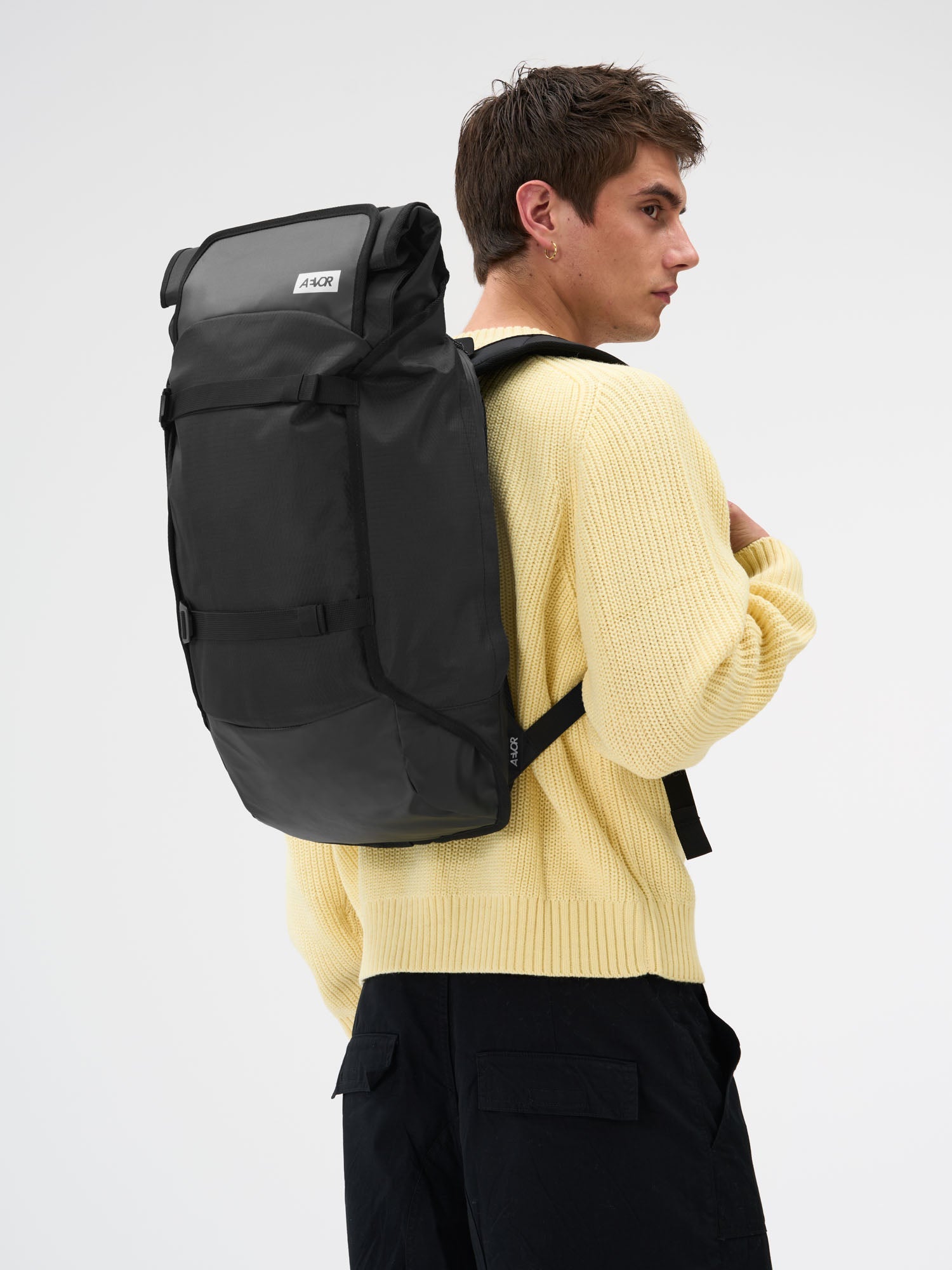 aevor-trip-pack-rucksack-proof-black-26-33-l-mit-laptopfach image 2
