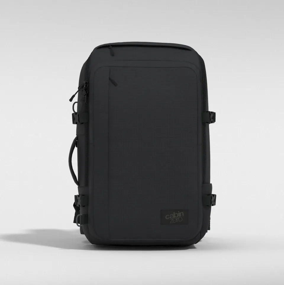 cabin-zero-adv-rucksack-42-l-absolute-black-handgep-ck image 1