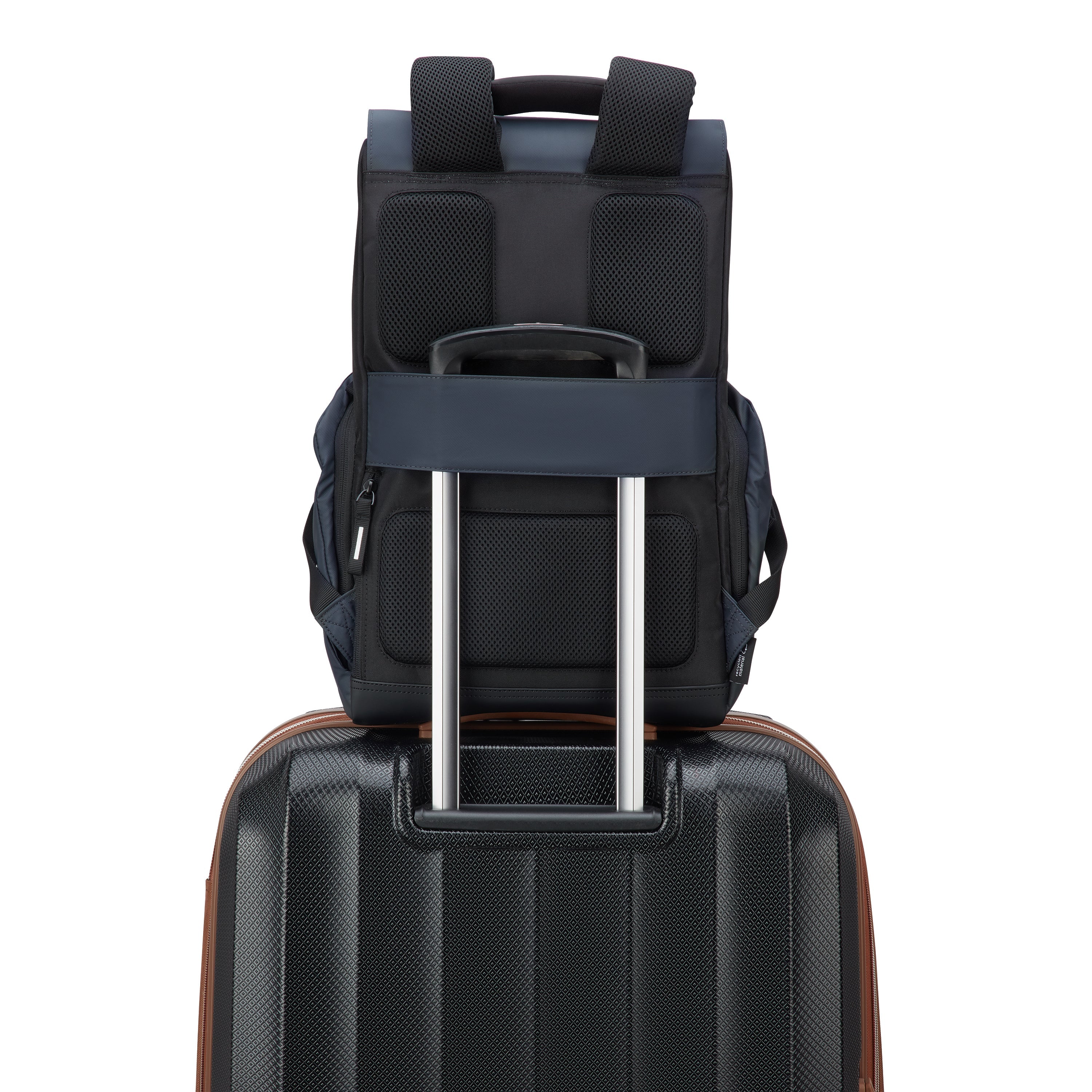 delsey-securflap-flap-rucksack-22l-schwarz-laptop image 6