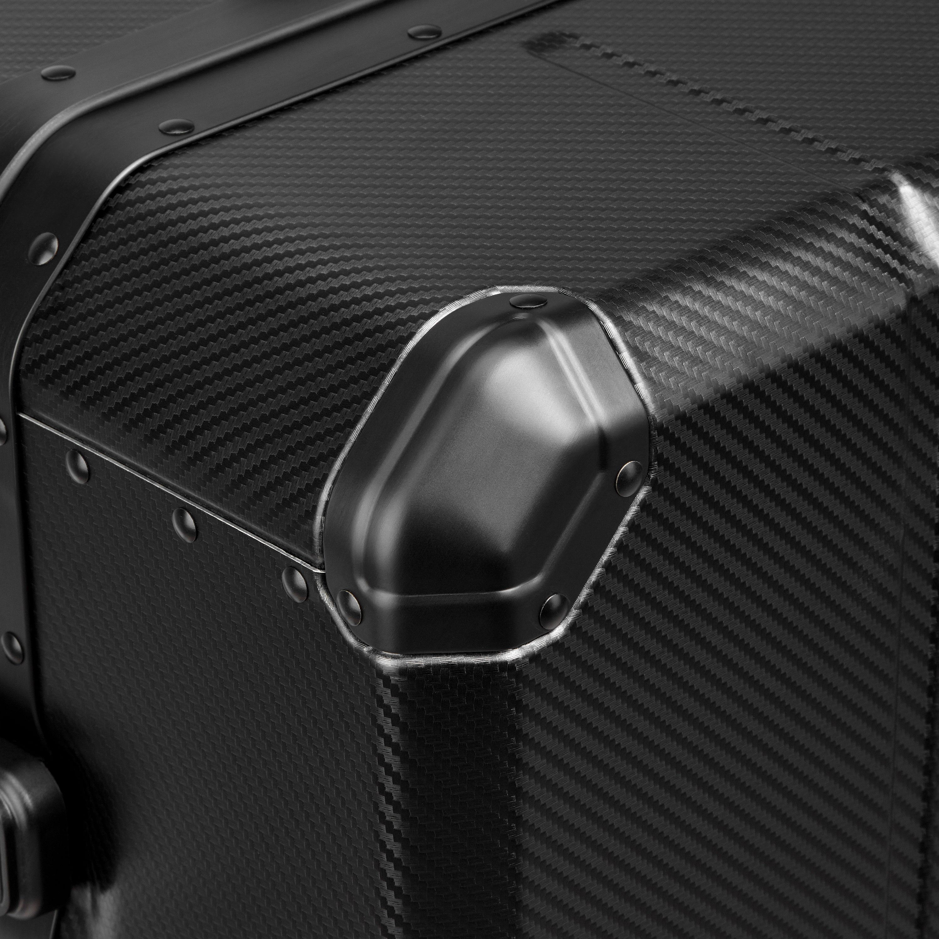 delsey-alu-r-76-cm-reisekoffer-schwarz-aluminium image 4