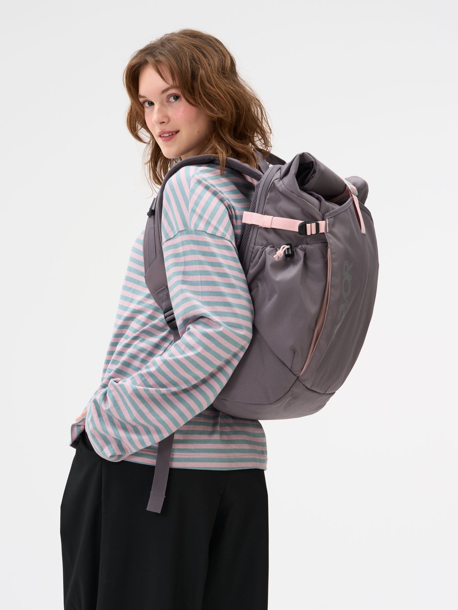 aevor-roll-pack-2-0-rucksack-tropical-lily-15-zoll image 8