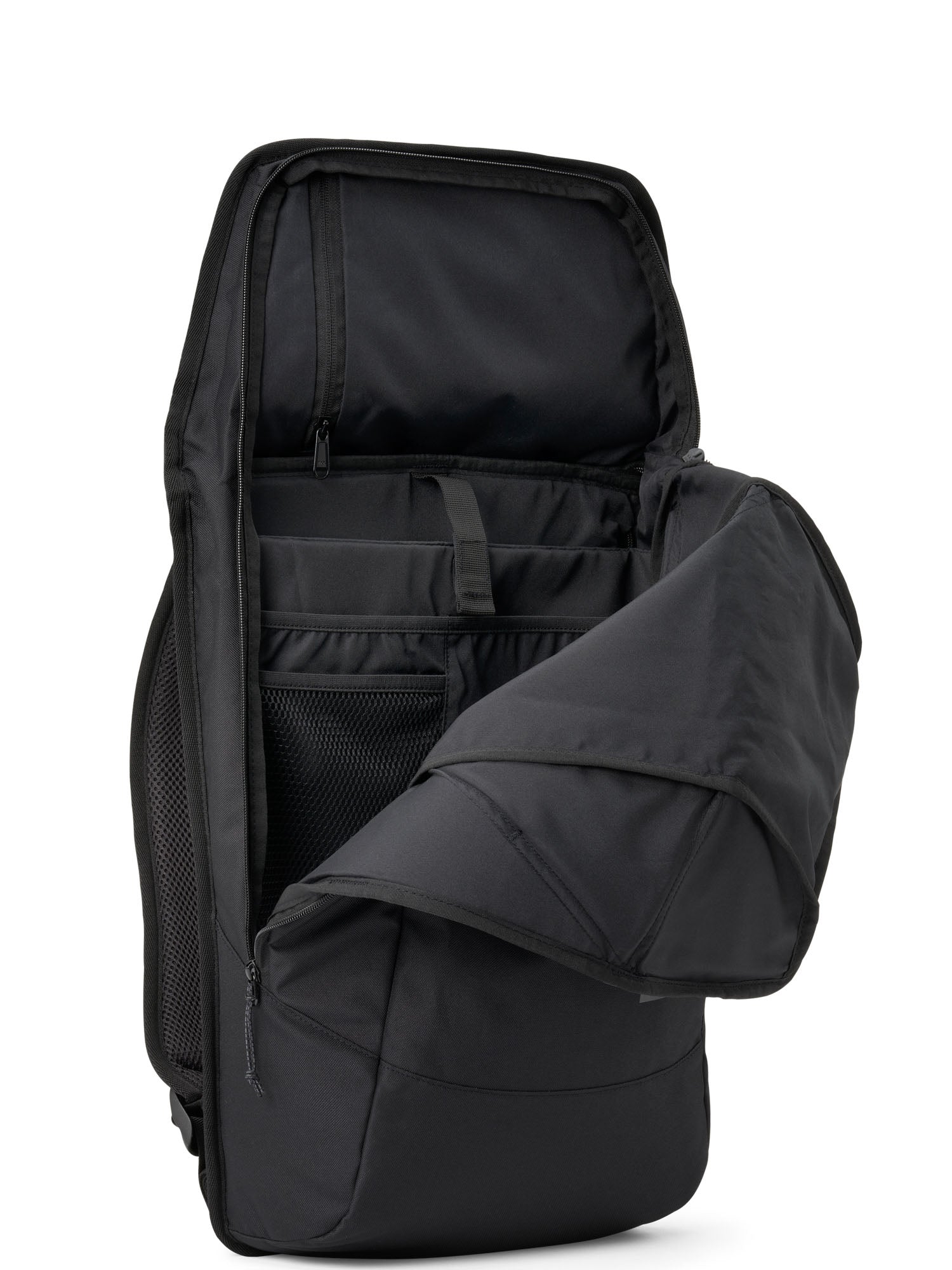 aevor-daypack-rucksack-black-eclipse-18-28-l-laptop image 4