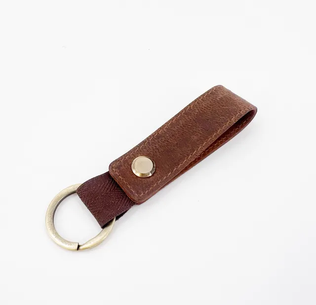 alumaxx-schl-sselanh-nger-mit-schlaufe-leder-schl-sselring image 1