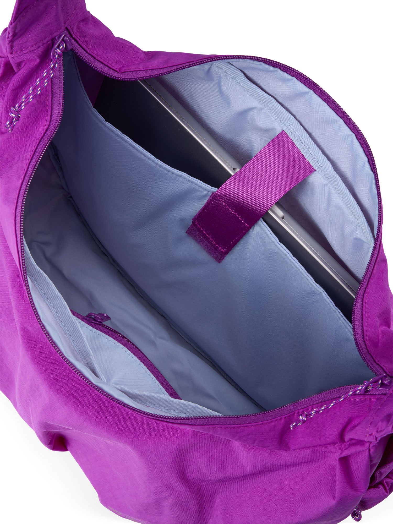 aevor-slouchy-bag-handtasche-23-l-electric-fuchsia image 3