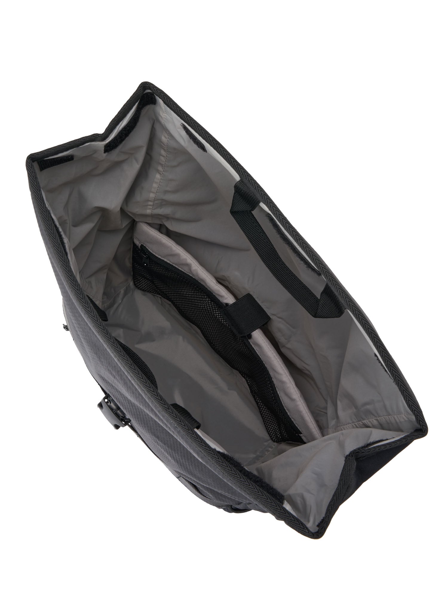 aevor-triple-bike-bag-fahrradtasche-proof-black-15-24-liter image 7