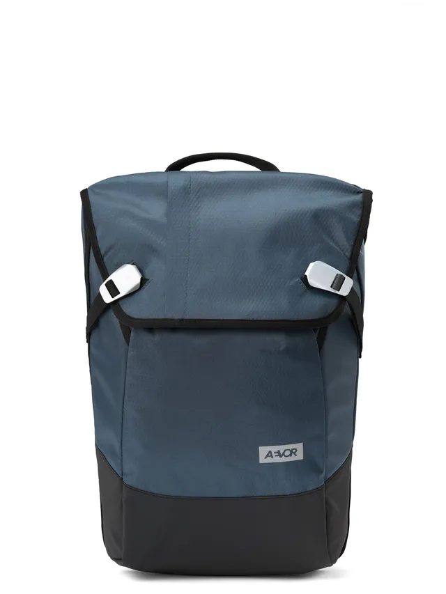 aevor-daypack-rucksack-18-l-proof-petrol-erweiterbar image 1