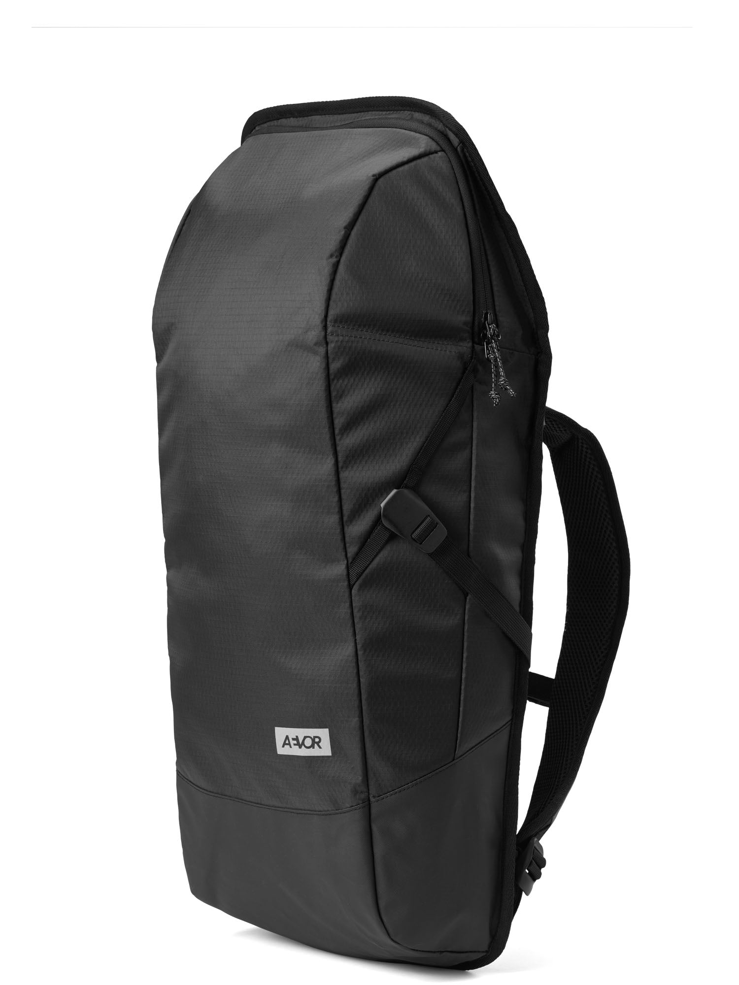 aevor-daypack-rucksack-proof-black-18l-erweiterbar image 3