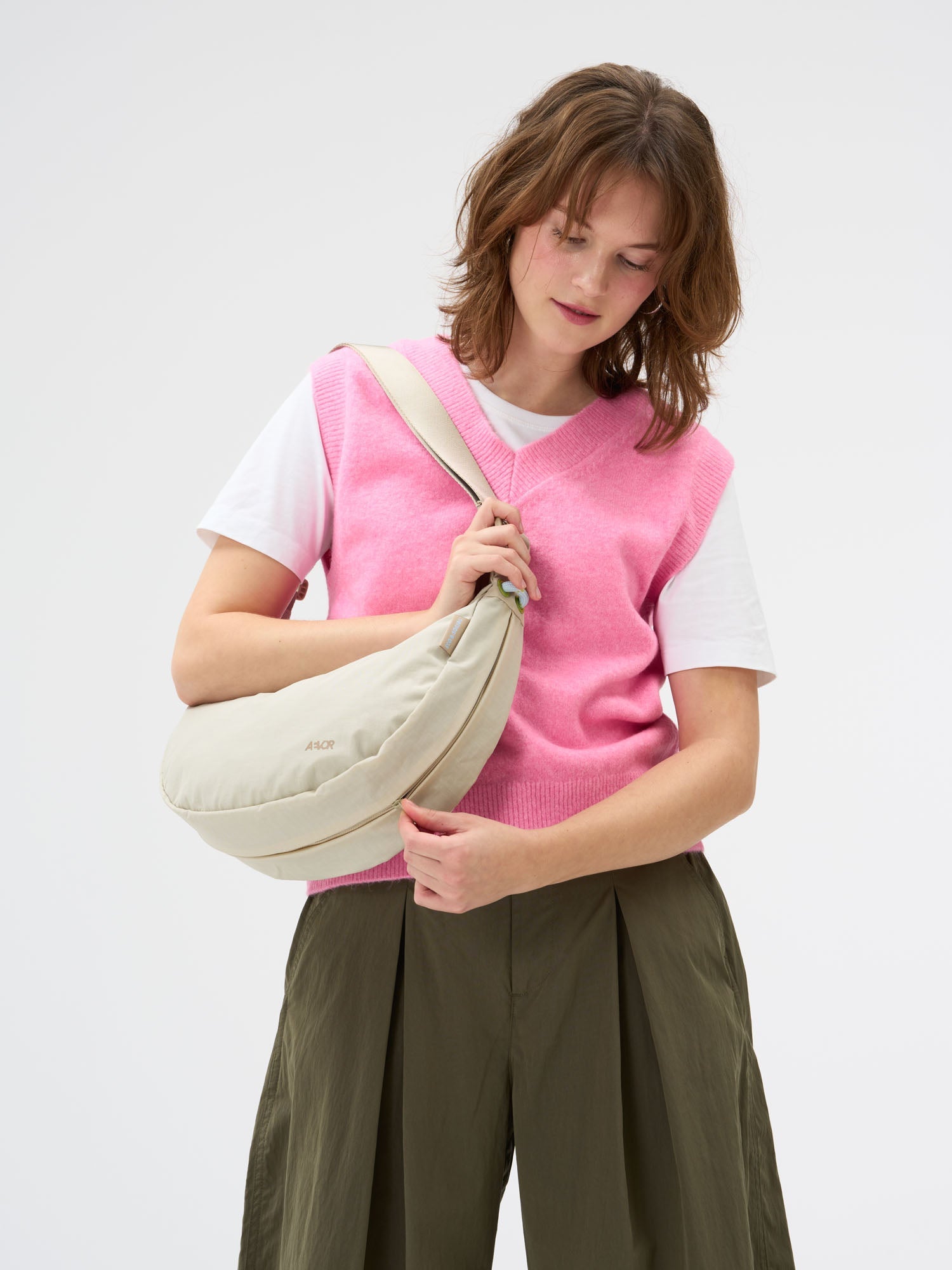 aevor-sling-bag-bauchtasche-off-white-5-5-l-erweiterbar image 8