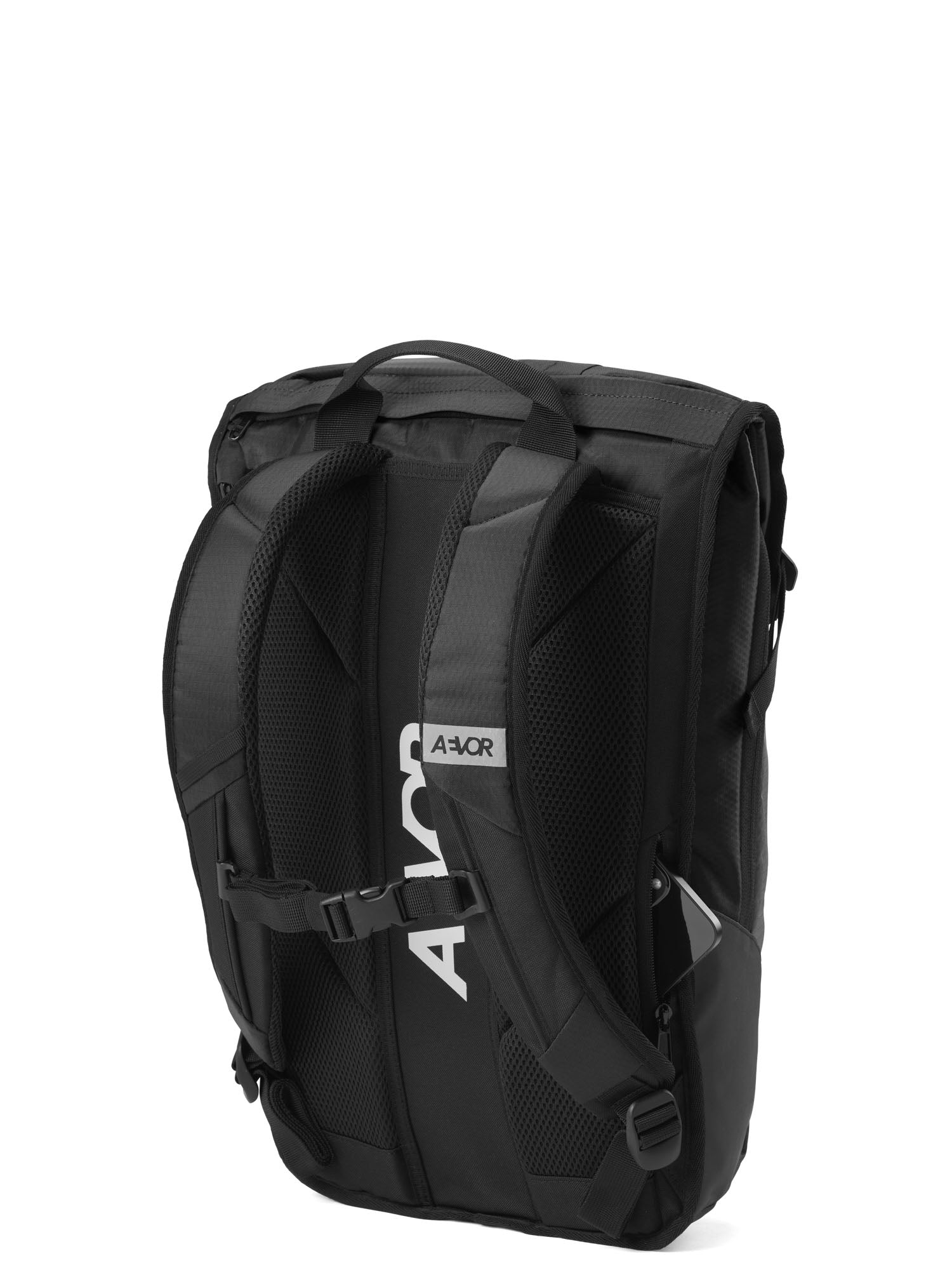 aevor-daypack-rucksack-proof-black-18l-erweiterbar image 6