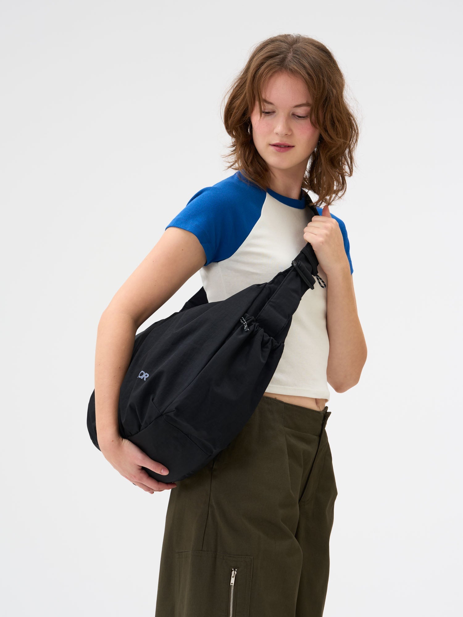 aevor-slouchy-bag-handtasche-23-l-black-schwarz image 7
