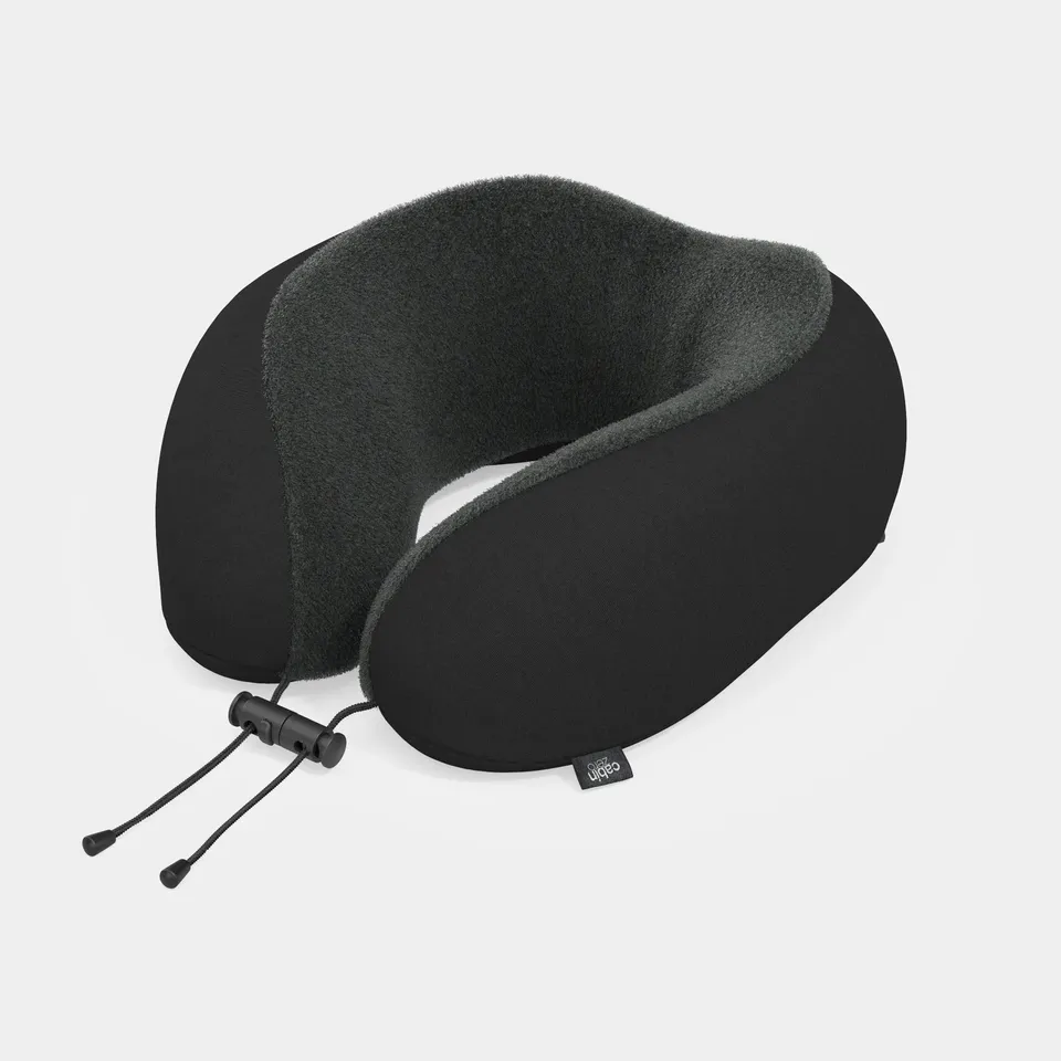 cabin-zero-classic-travel-pillow-reisekissen-memory-foam image 1