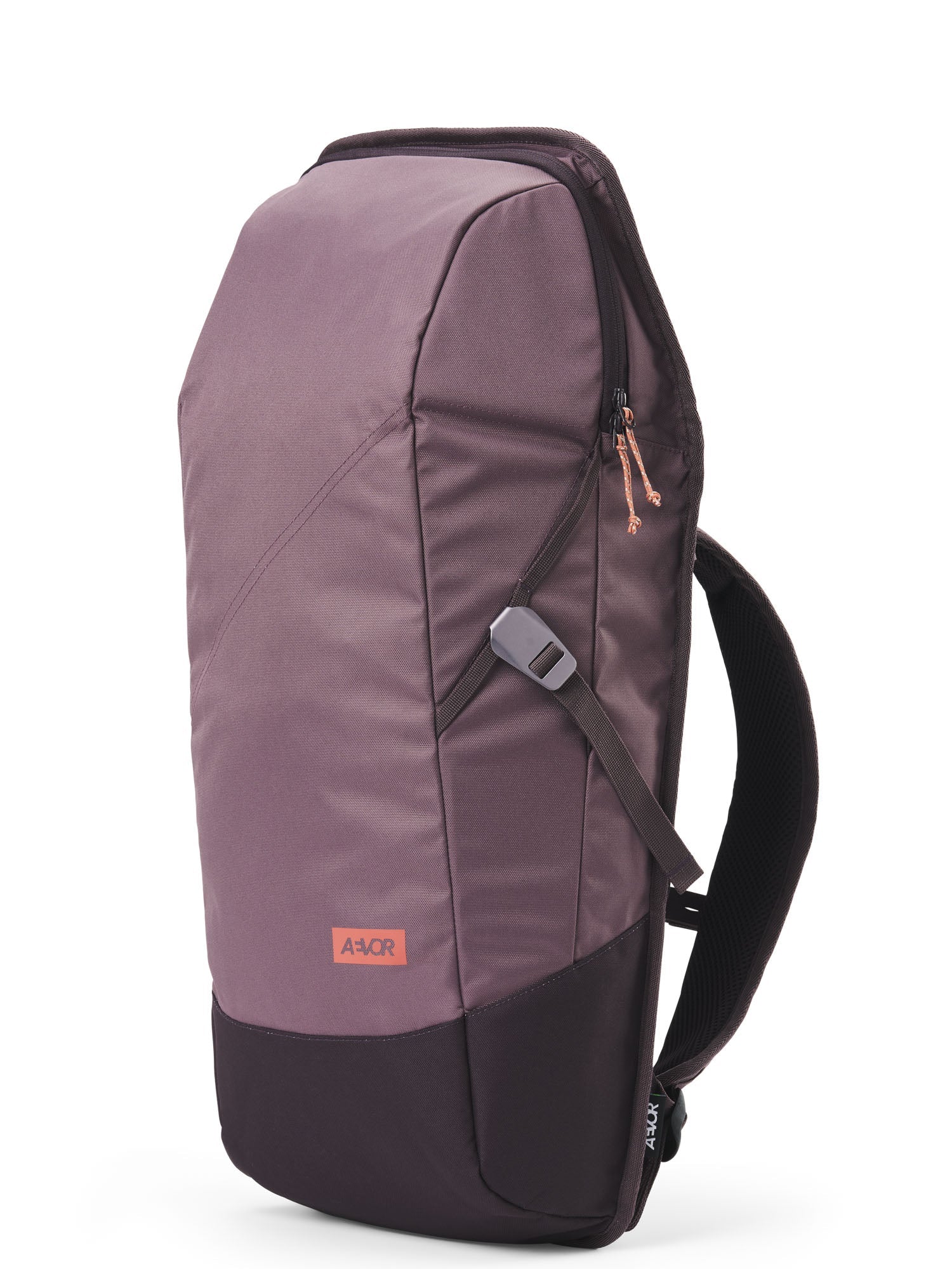 aevor-daypack-rucksack-oxy-purple-18-28-l-laptop image 3