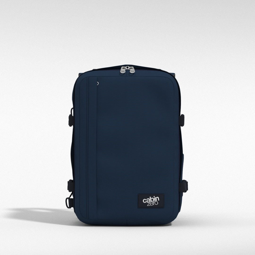cabin-zero-classic-plus-rucksack-32l-absolute-black image 5