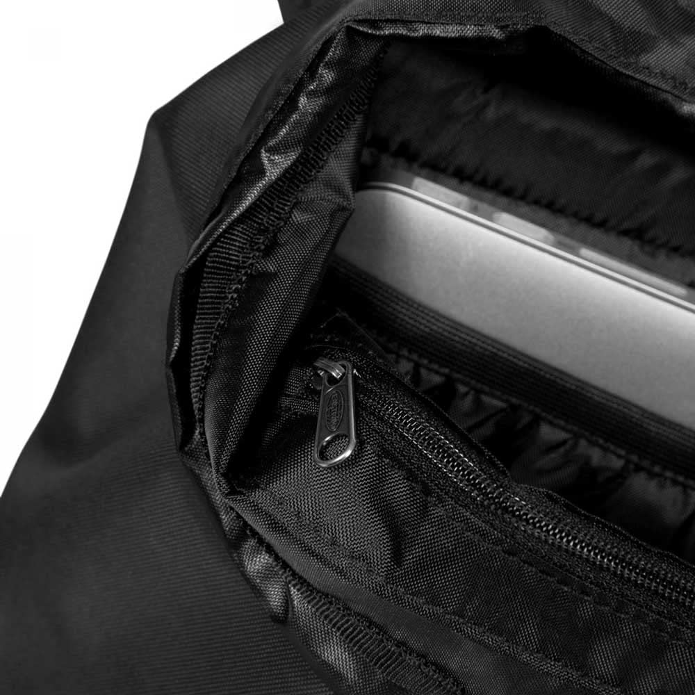 eastpak-austin-rucksack-schwarz-42-cm-18-l image 5