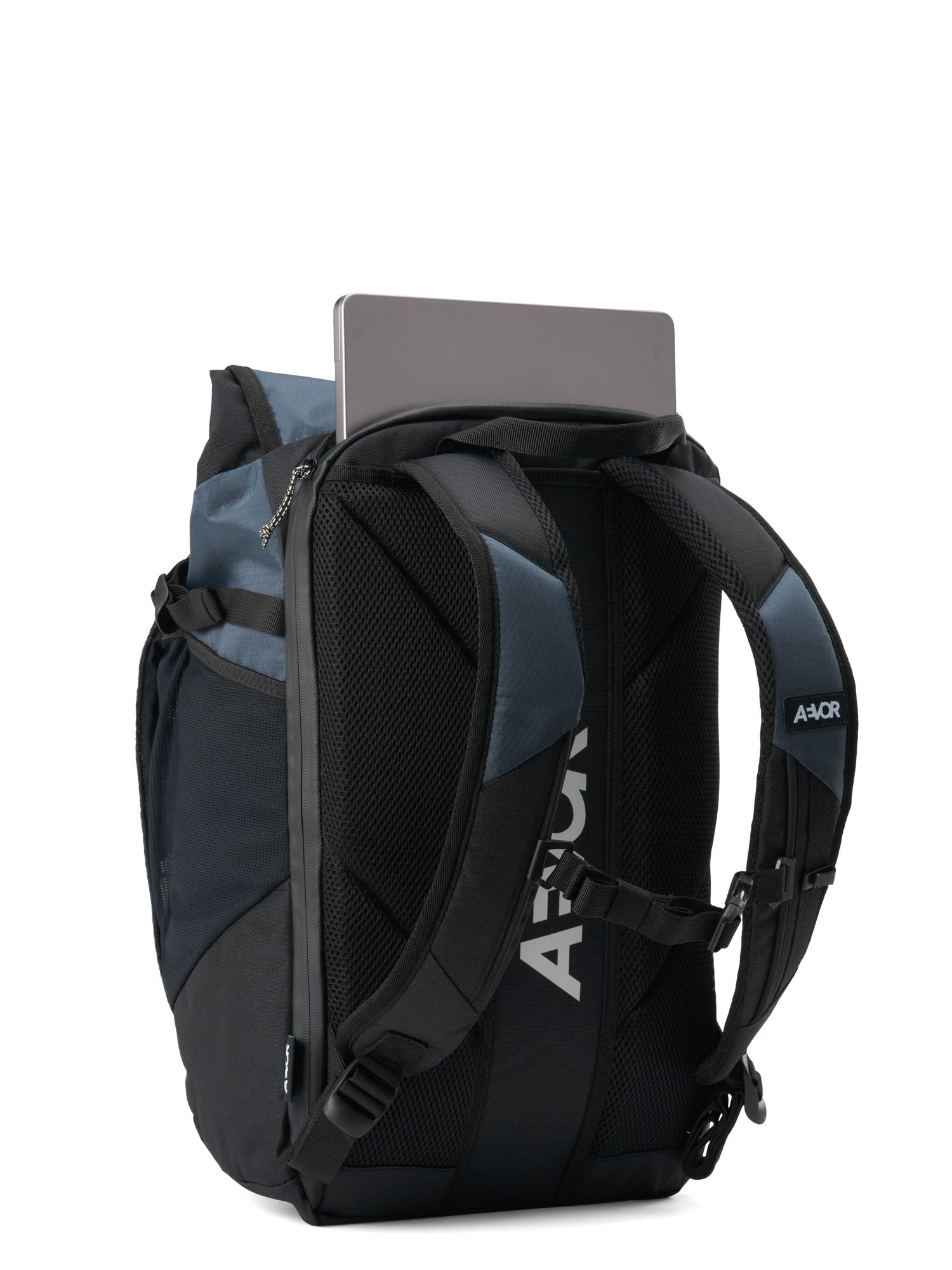 aevor-roll-pack-2-0-rucksack-proof-petrol-15-zoll image 3