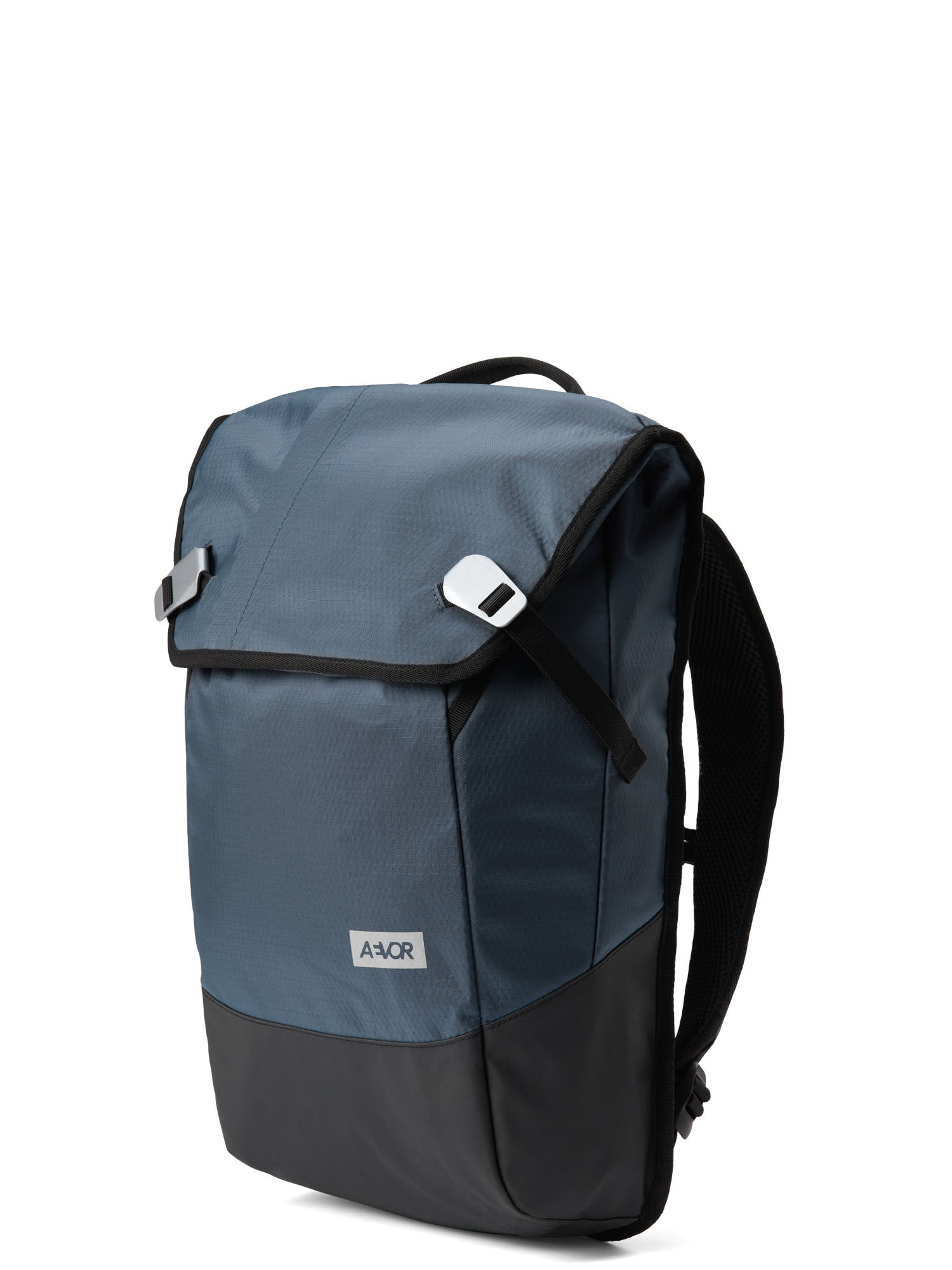 aevor-daypack-rucksack-18-l-proof-petrol-erweiterbar image 7