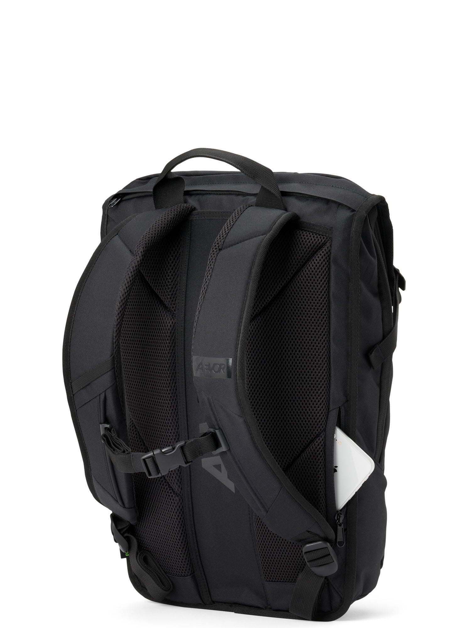 aevor-daypack-rucksack-black-eclipse-18-28-l-laptop image 8