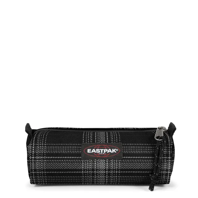 eastpak-benchmark-single-federm-ppchen-checked-dark image 1