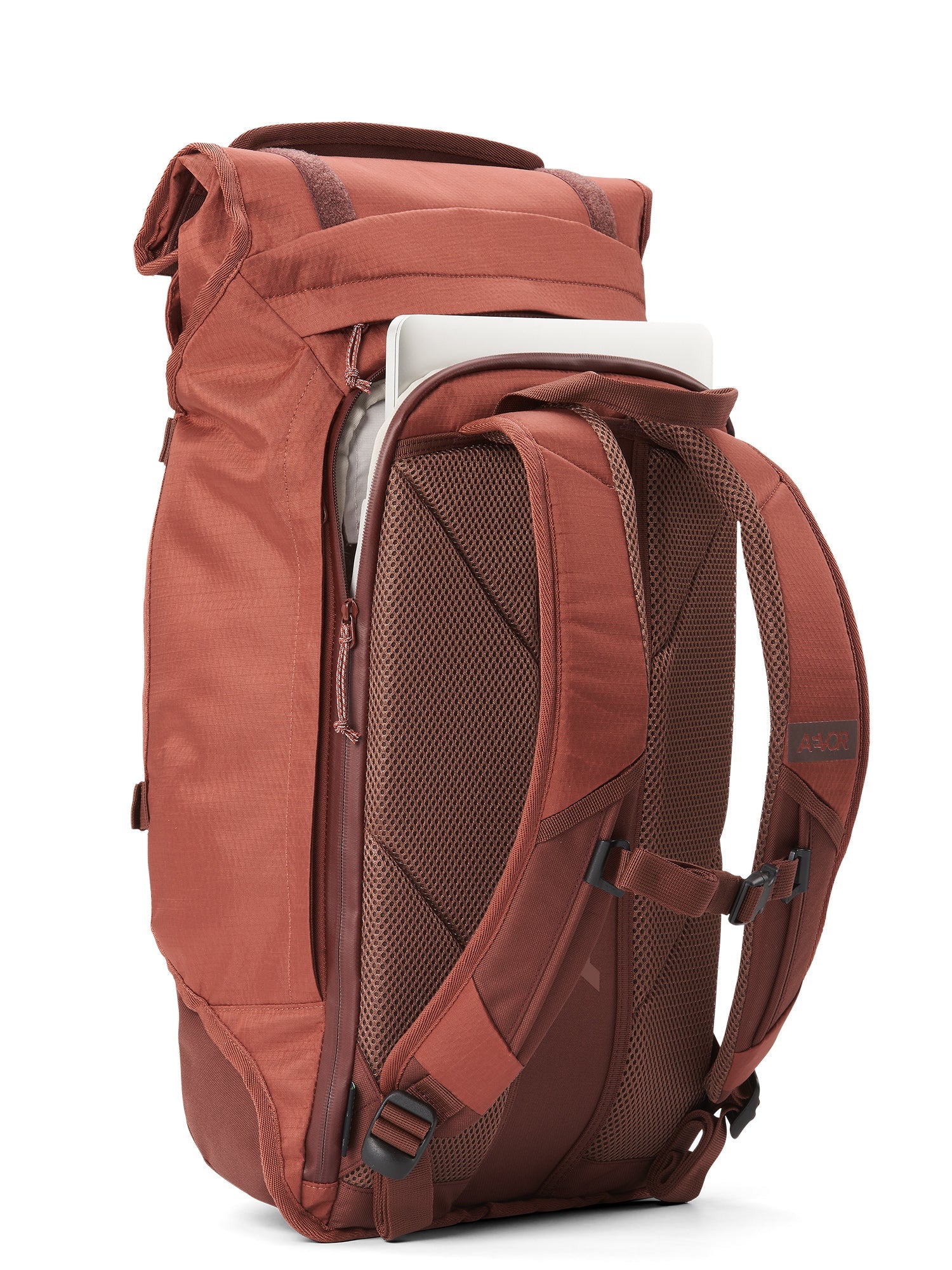 aevor-trip-pack-rucksack-26-33-l-proof-mars-rot image 8