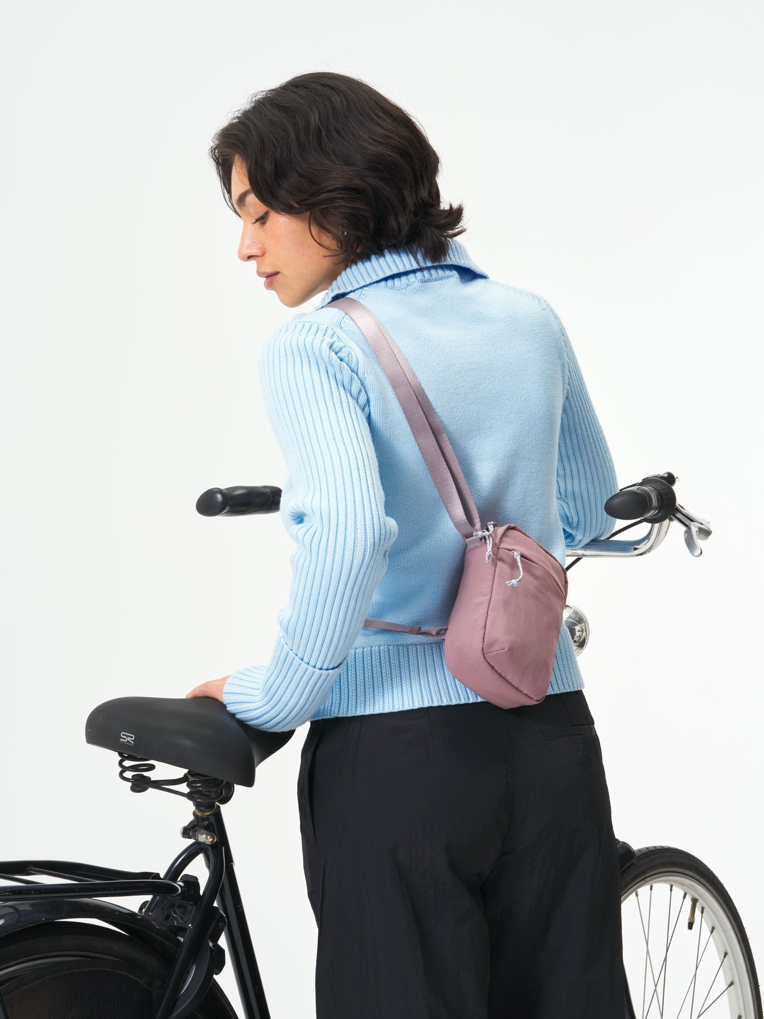 aevor-easy-ride-pouch-fahrradtasche-rosewood-osfa image 5