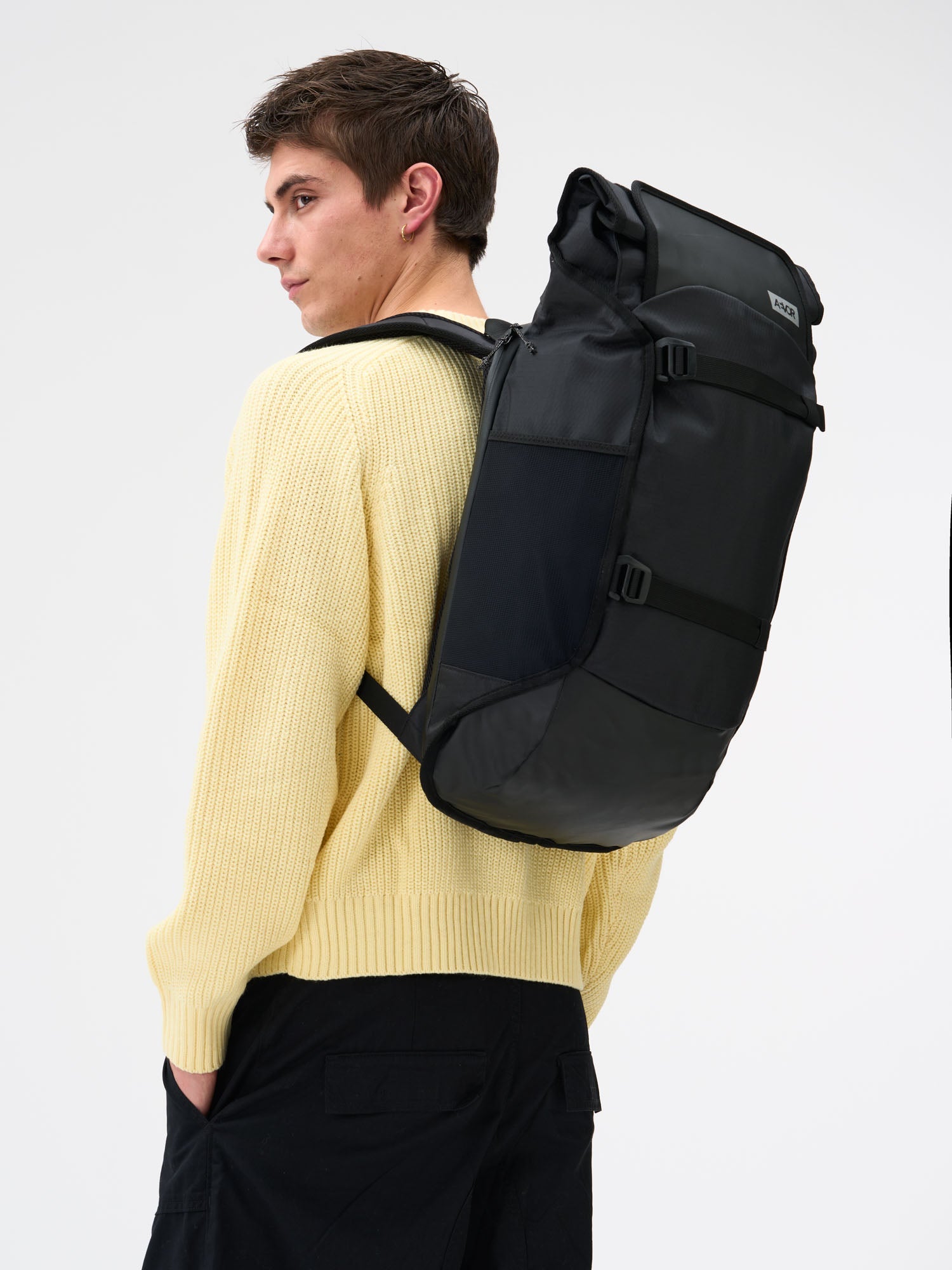 aevor-trip-pack-rucksack-proof-black-26-33-l-mit-laptopfach image 7