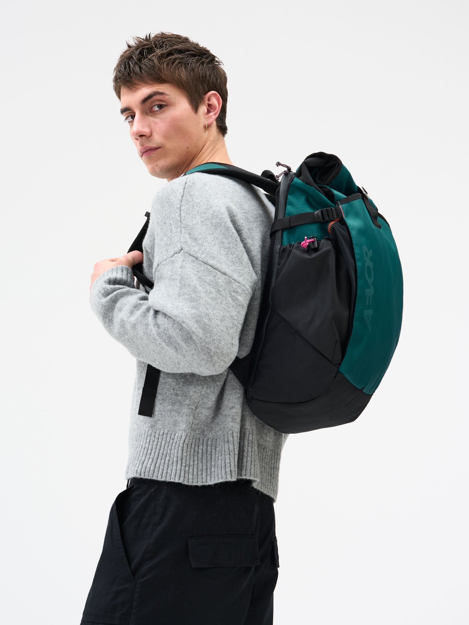 aevor-roll-pack-2-0-rucksack-proof-evergreen-15-zoll image 8